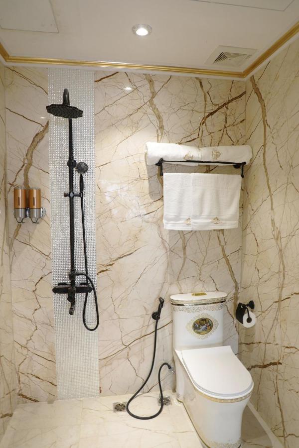 Enjoy Hotel 7 Хошимин Экстерьер фото